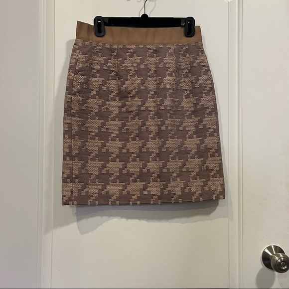 Loft Mauve Houndstooth Skirt - Picture 2 of 3